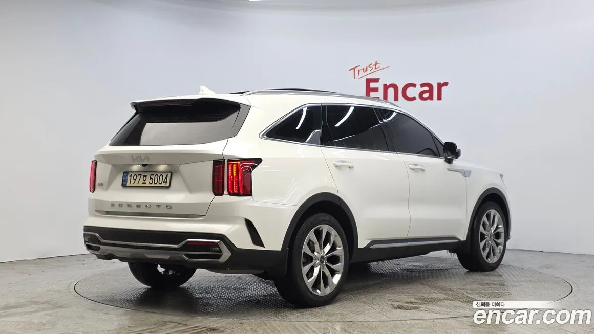 Kia Sorento — фото 7
