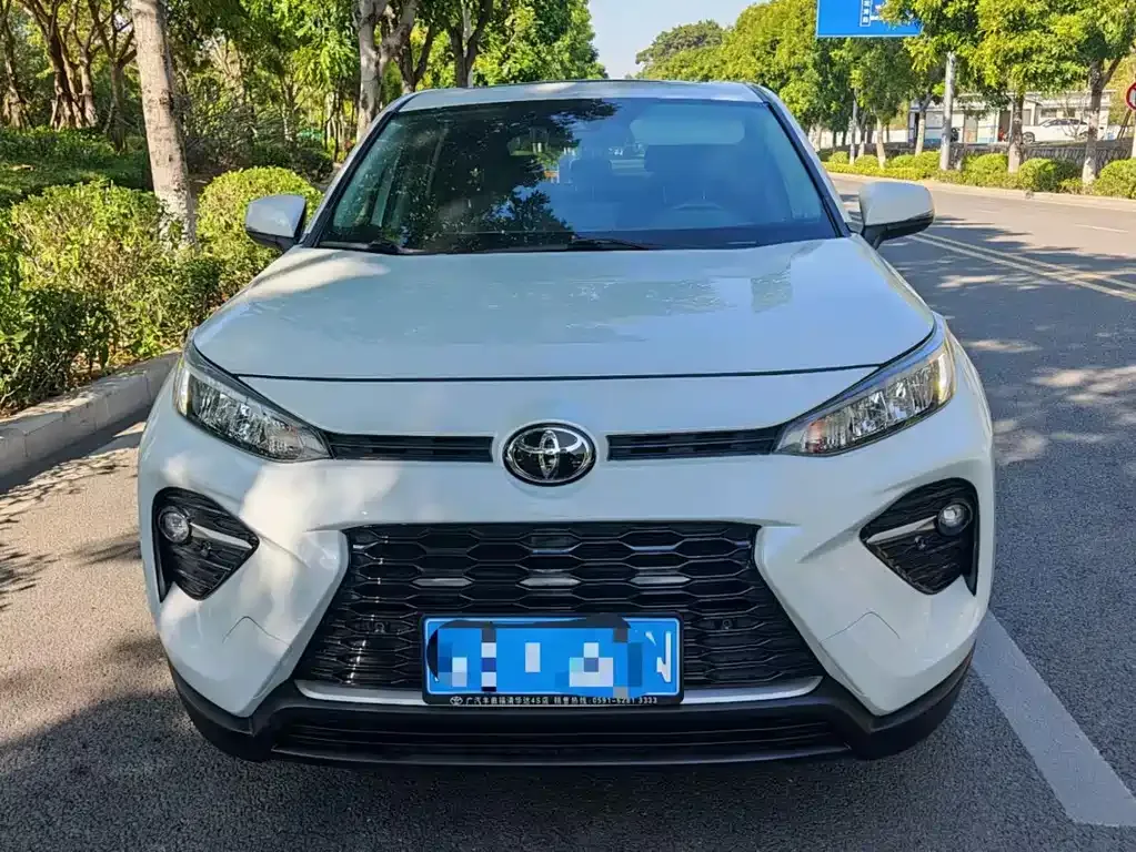 Toyota Wildlander — фото 4