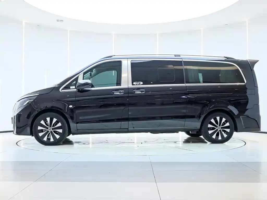 Mercedes-Benz Vito — фото 10