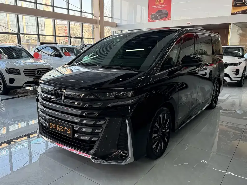 Toyota Vellfire — фото 3