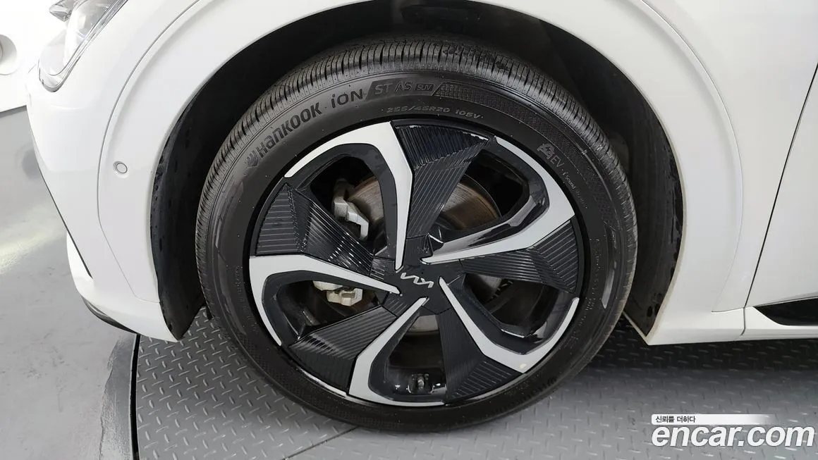 Kia EV6 — фото 2