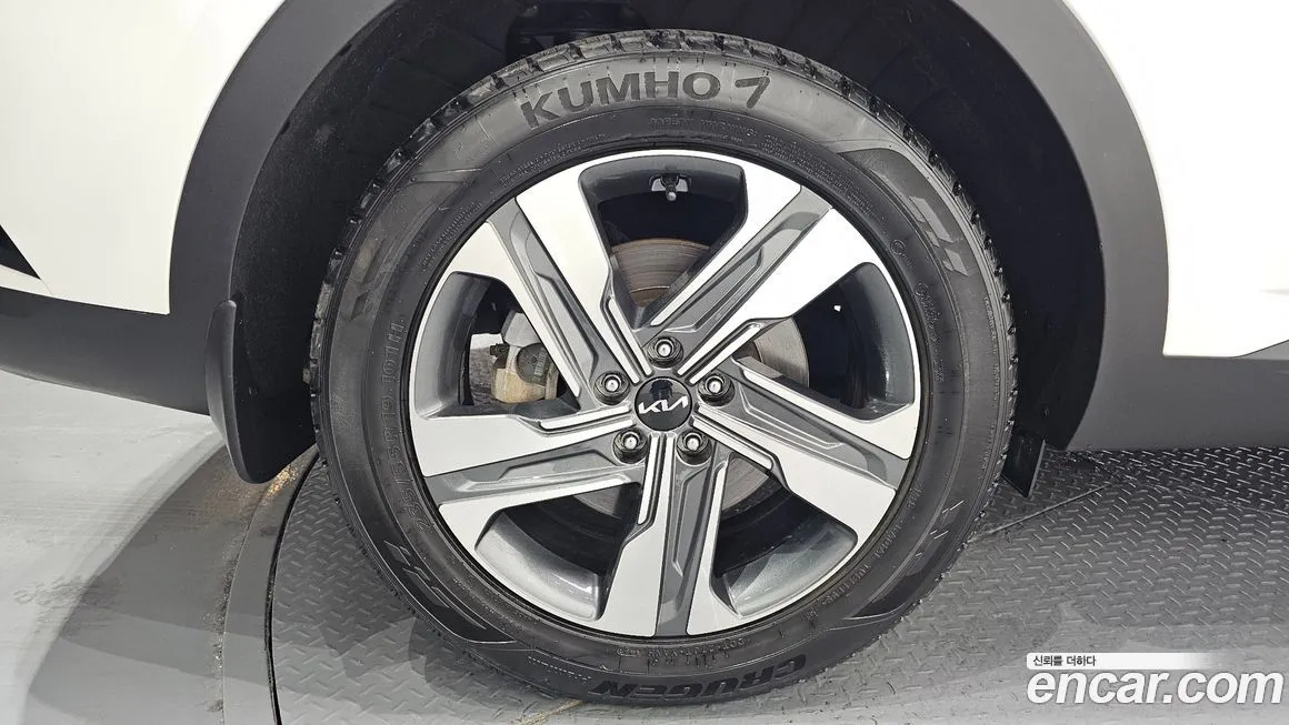 Kia Sorento — фото 5