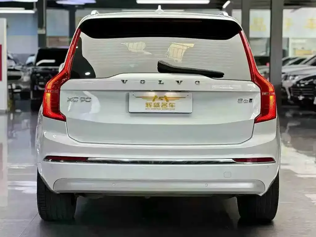 Volvo XC90 — фото 3