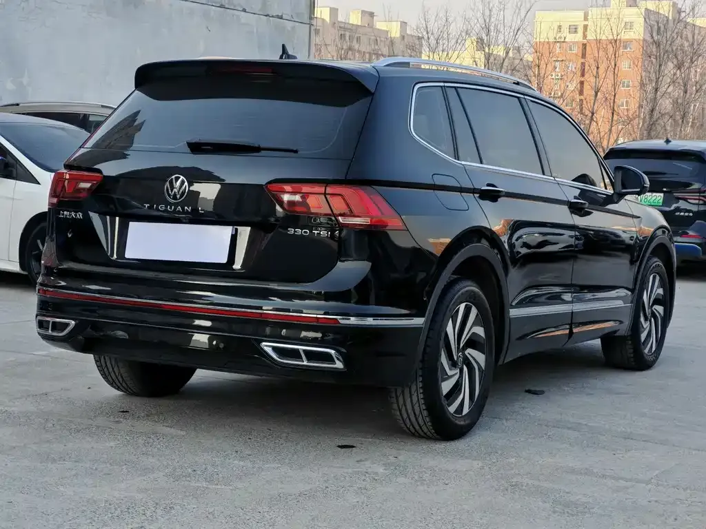 Volkswagen Tiguan L — фото 5