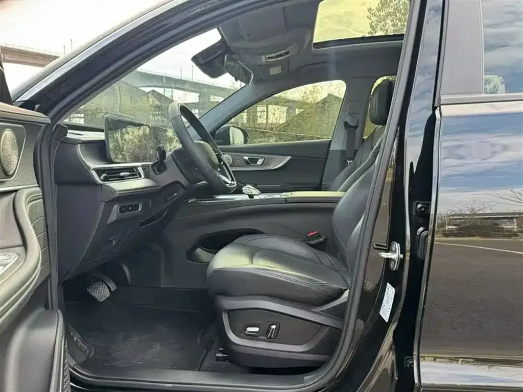 Chery Tiggo 8 PRO — фото 3