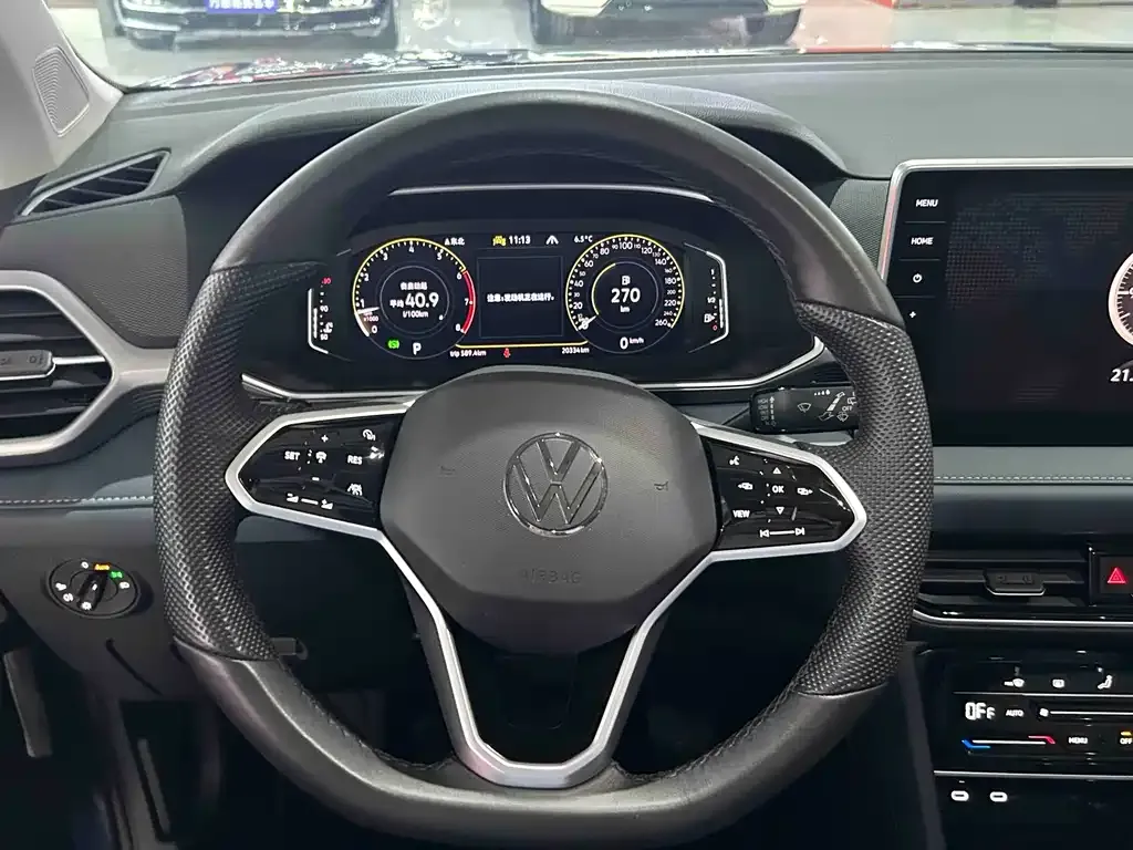 Volkswagen Tharu — фото 10
