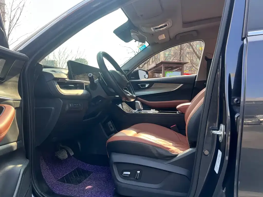 Chery Tiggo 8 PLUS — фото 7