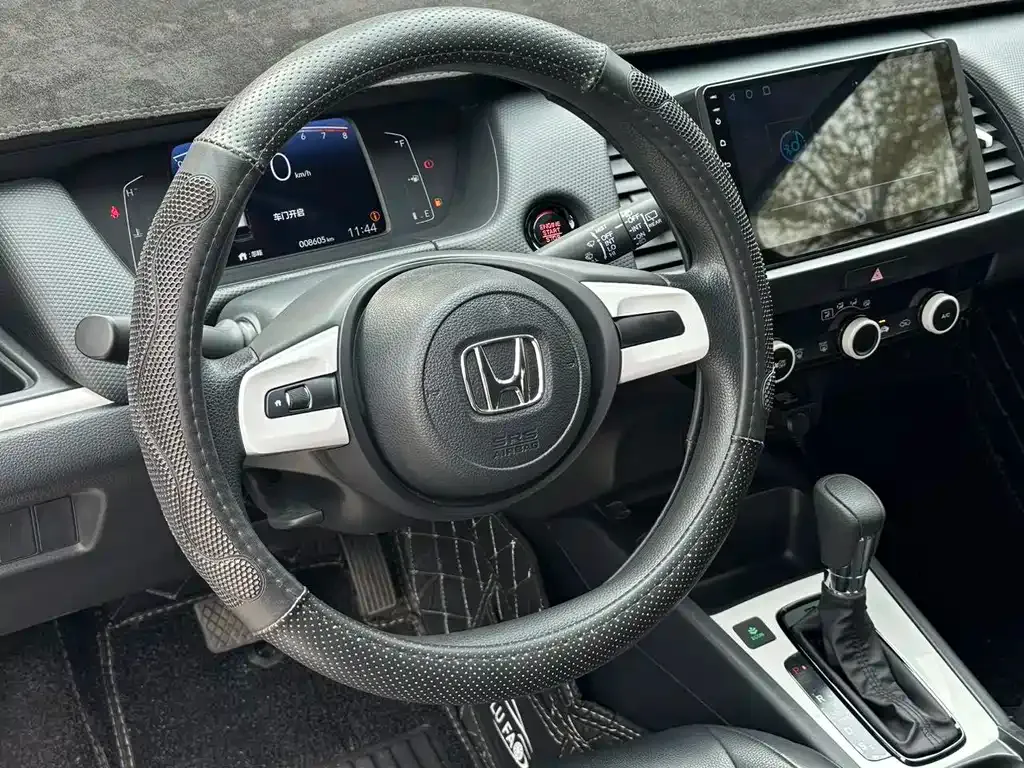 Honda Fit — фото 6