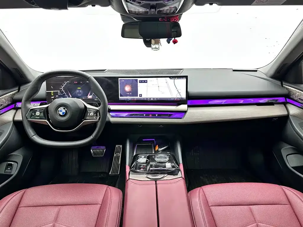 BMW 5 Series — фото 10