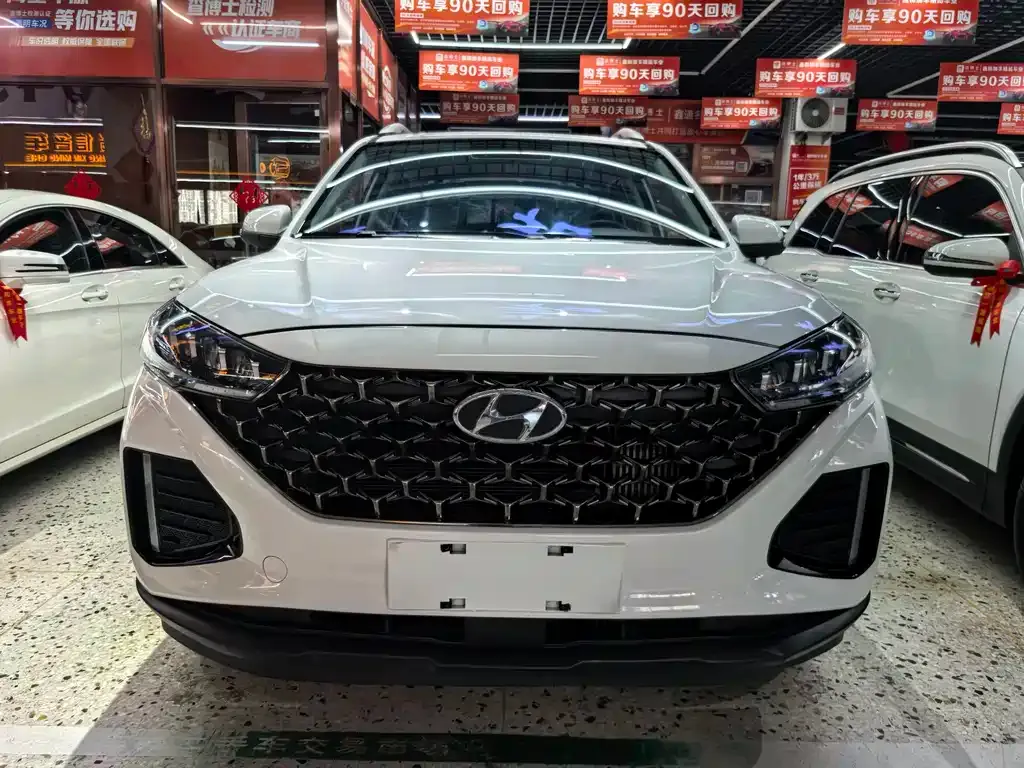 Hyundai ix35 — фото 10