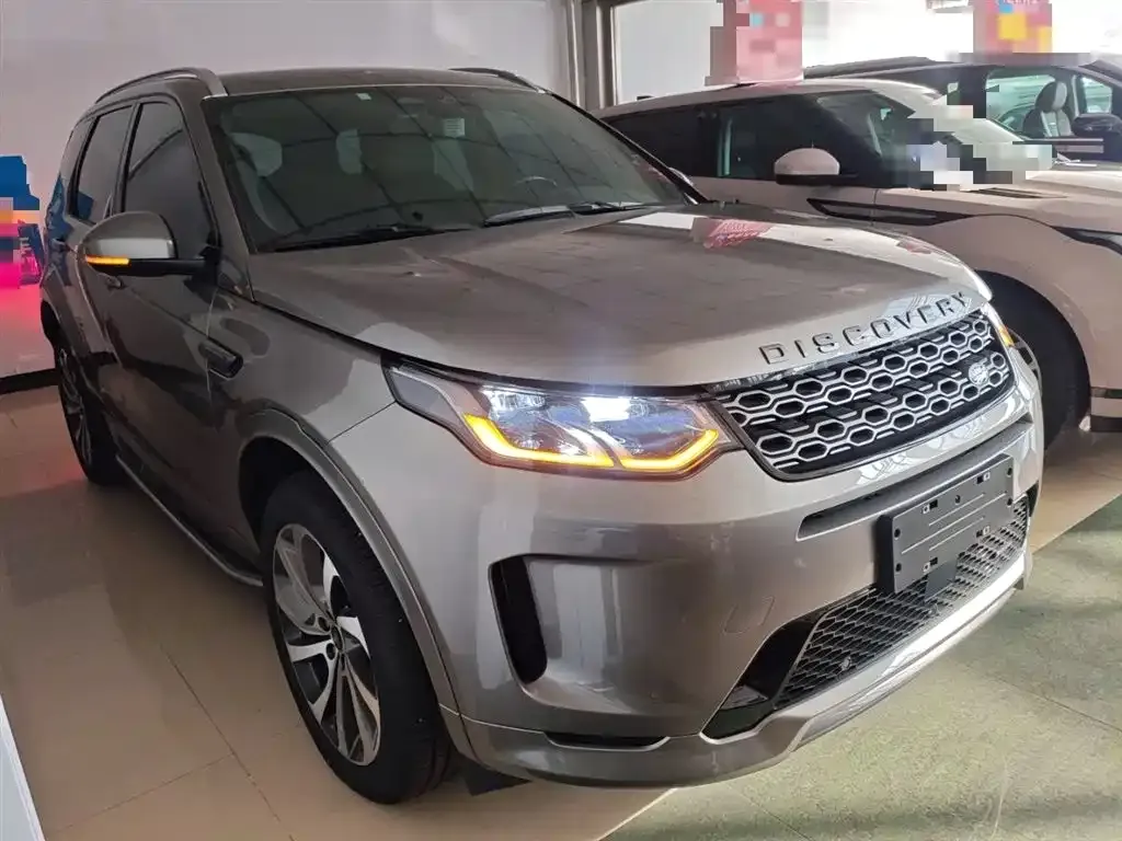 Land Rover Discovery Sport — фото 10