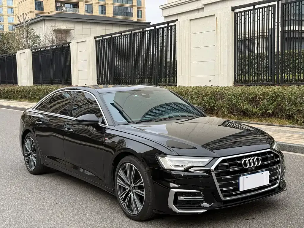 Audi A6L — фото 5