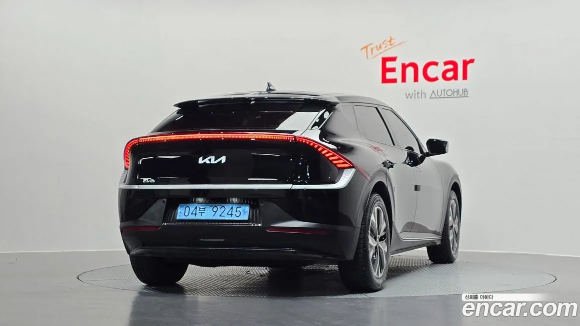 Kia EV6 — фото 6