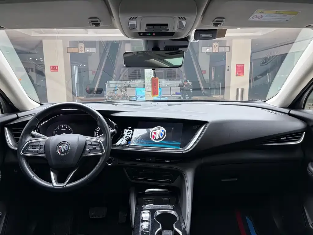 Buick Envision Plus — фото 9