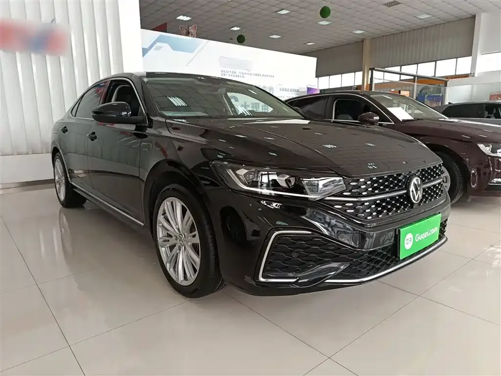 Volkswagen Passat — фото 10