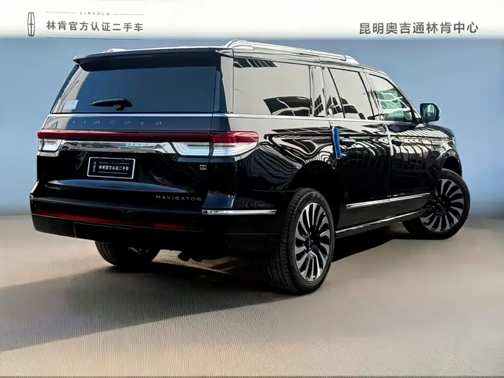 Lincoln Navigator — фото 9