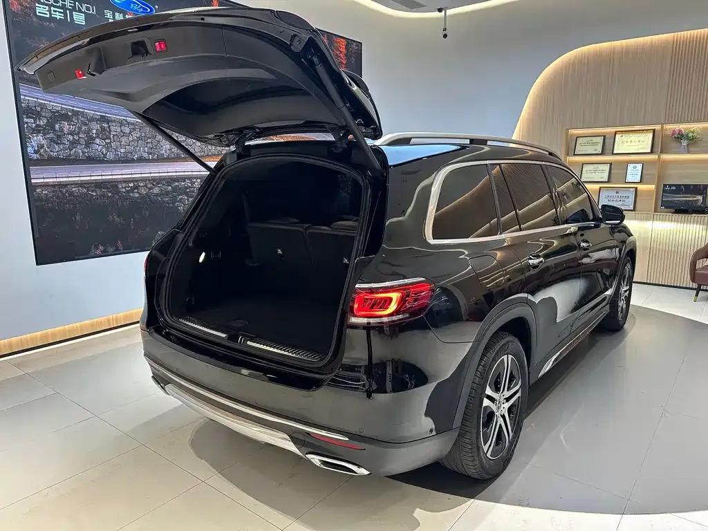 Mercedes-Benz GLS — фото 5