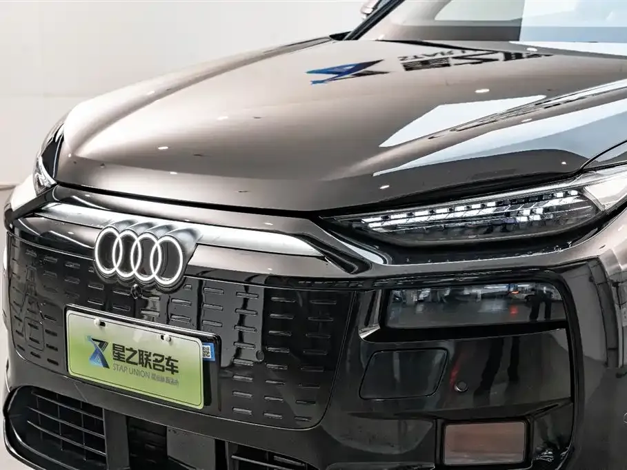 Audi Q6L e-tron — фото 7
