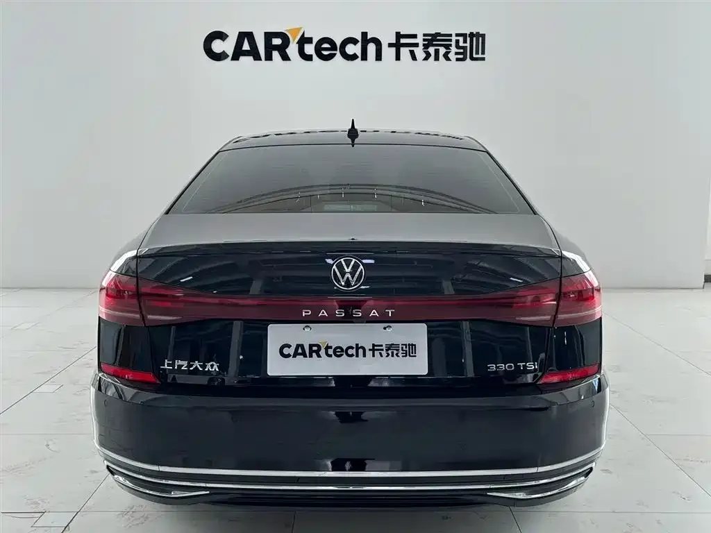 Volkswagen Passat — фото 7