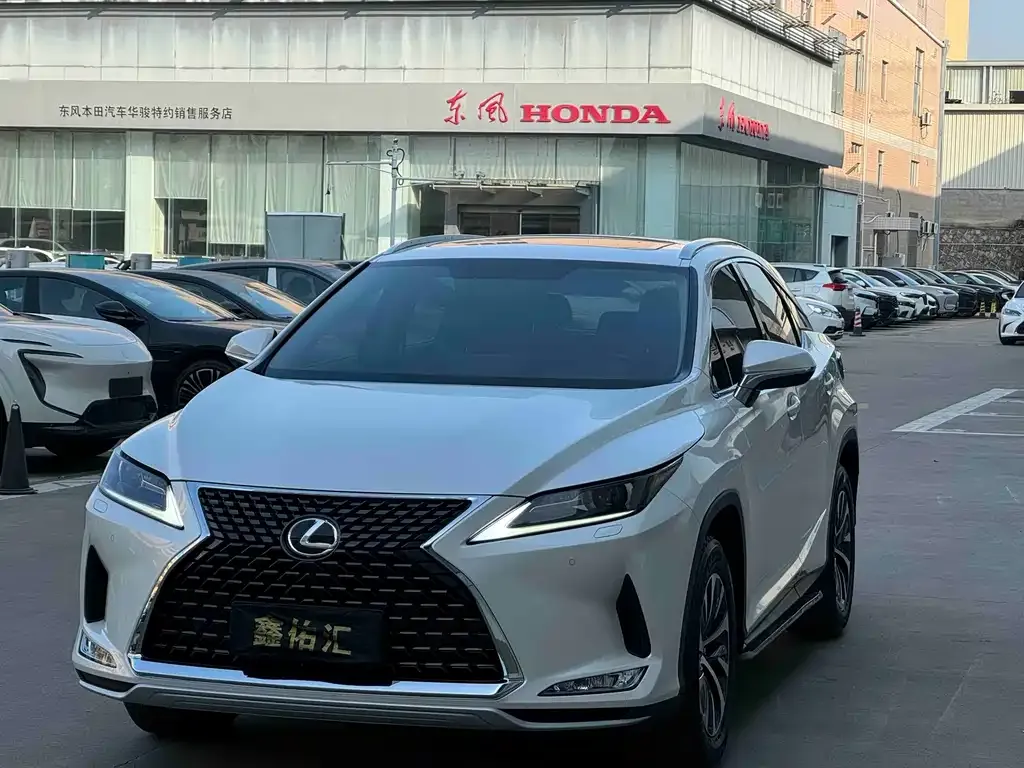 Lexus RX — фото 5