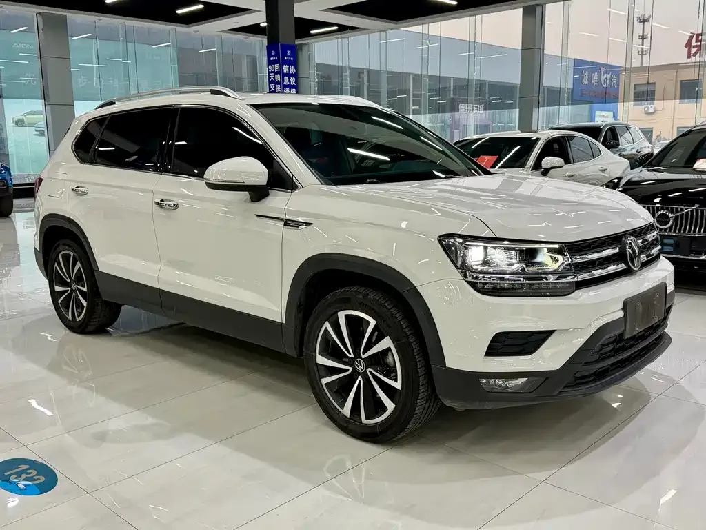 Volkswagen Tharu — фото 2