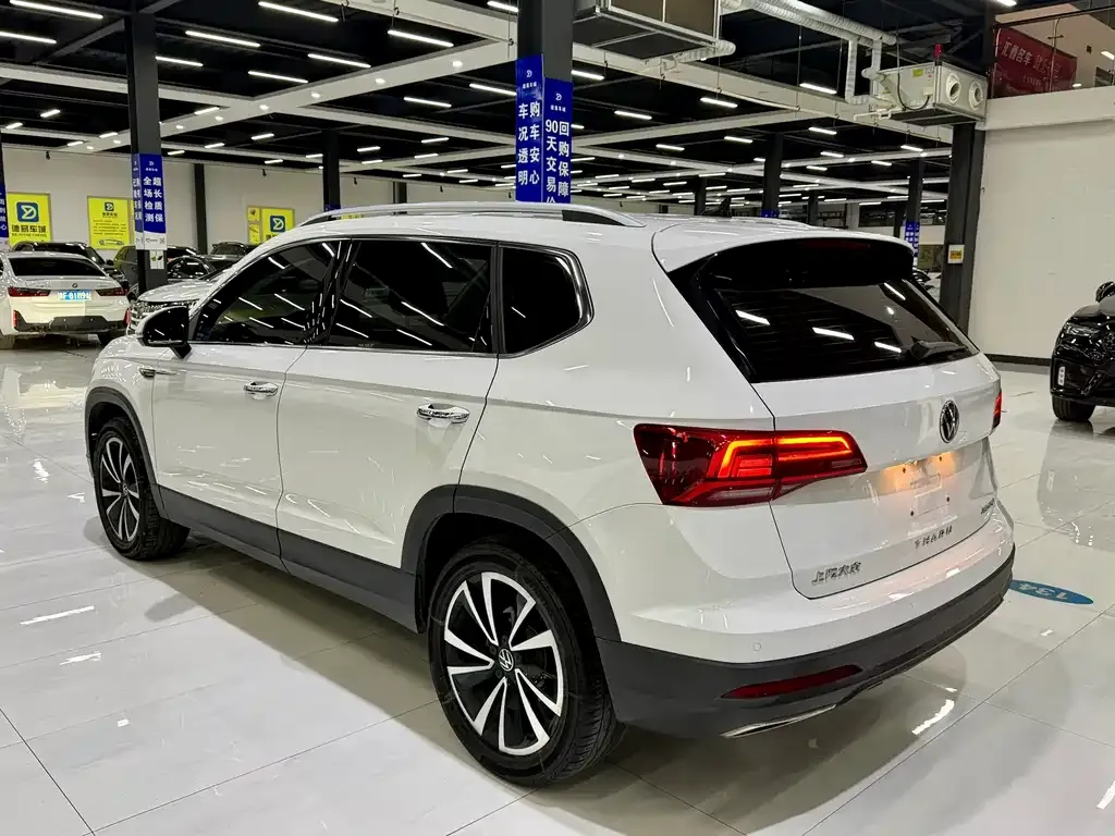 Volkswagen Tharu — фото 10