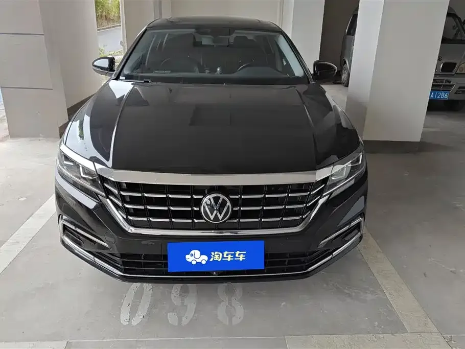 Volkswagen Passat — фото 6