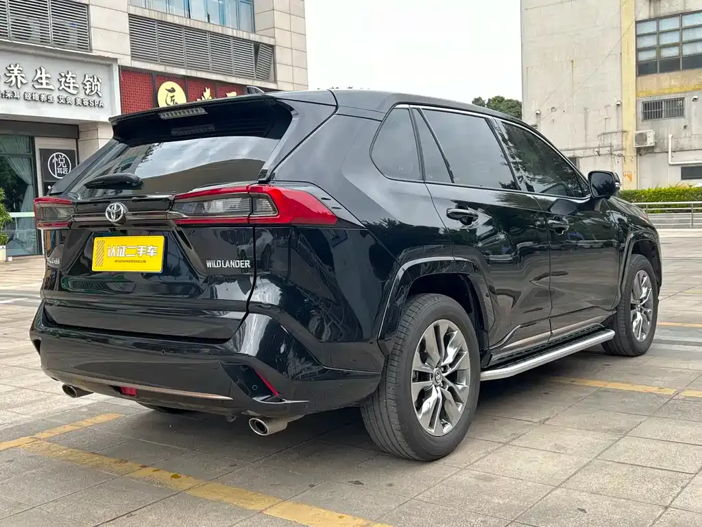 Toyota Wildlander — фото 10