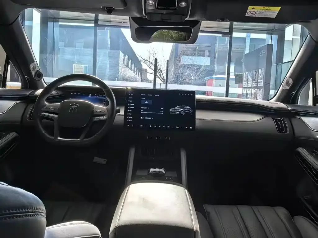 BYD Seal — фото 4