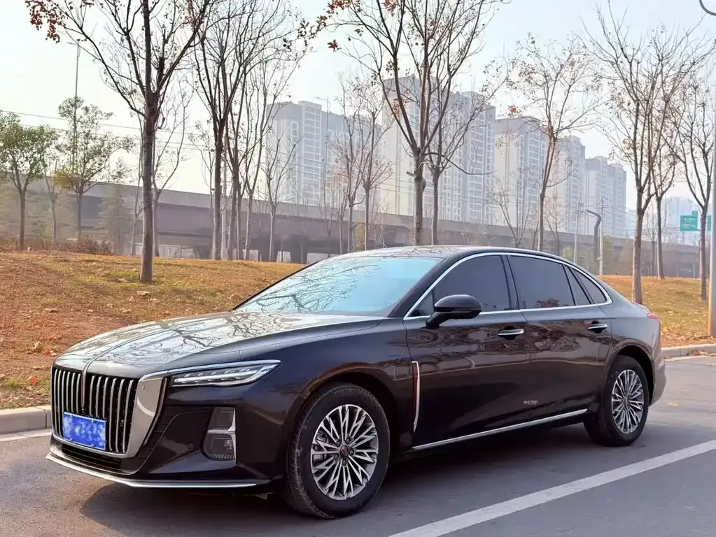 Hongqi H5 — фото 1