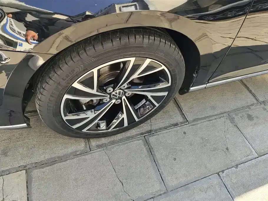 Volkswagen Passat — фото 10