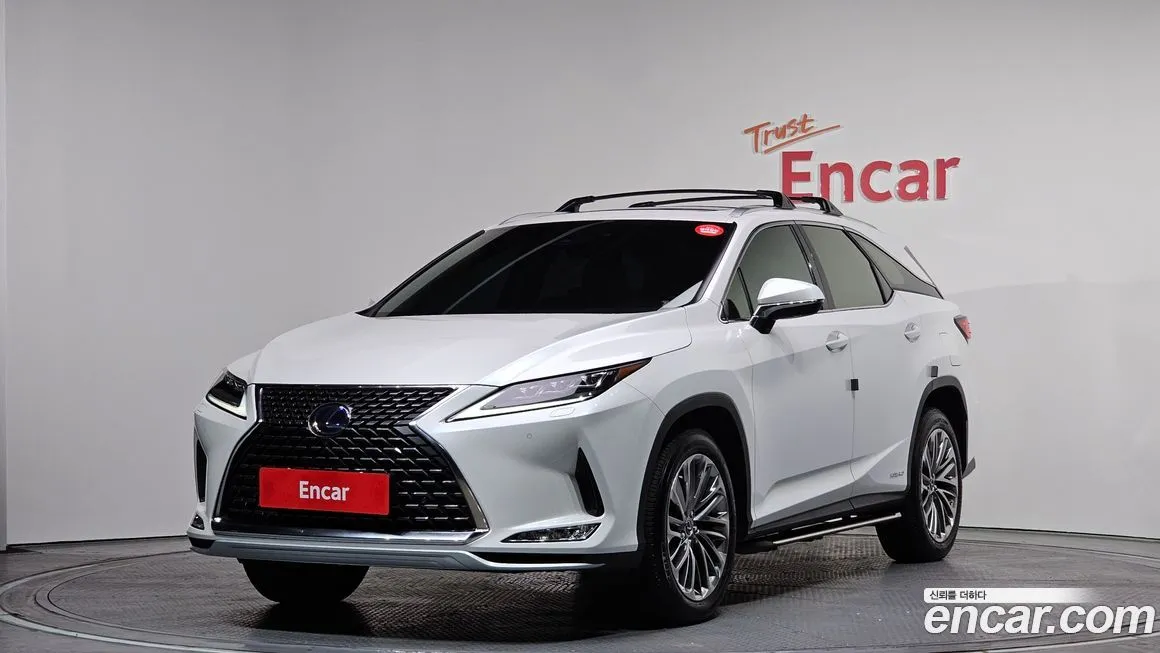 Lexus RX — фото 1