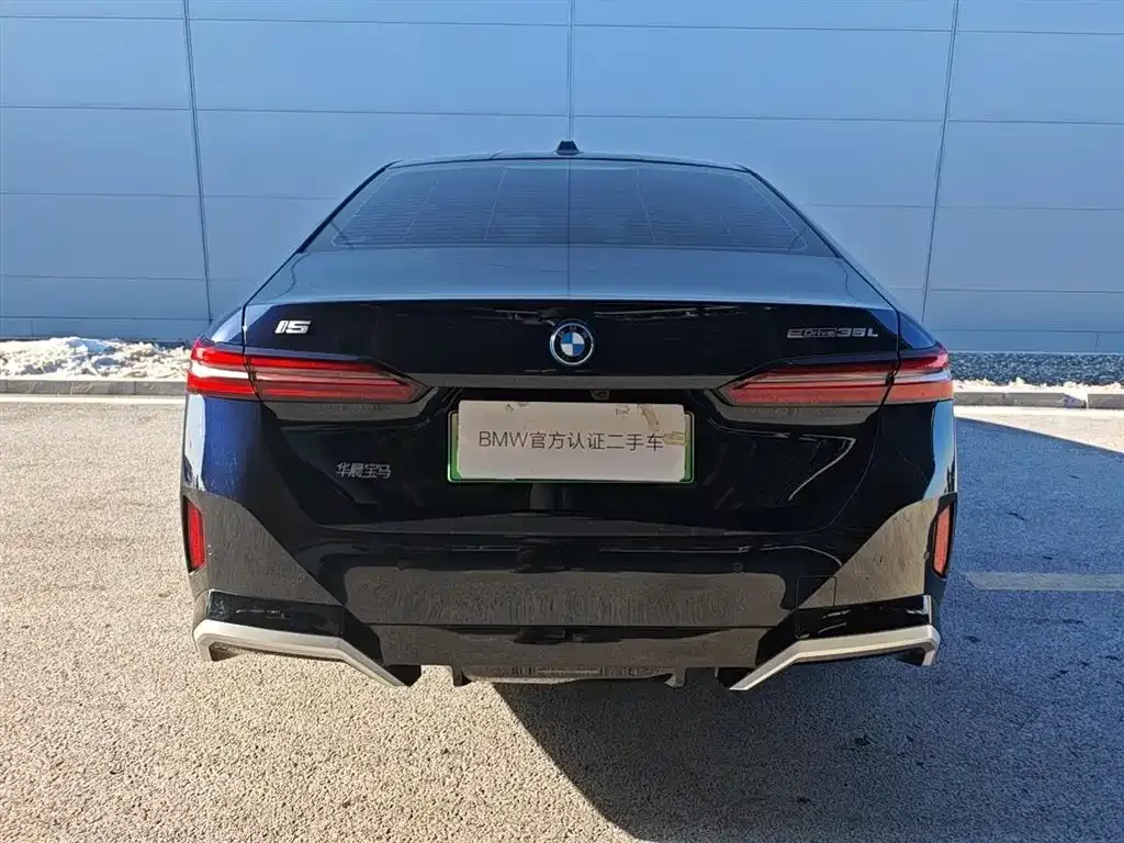 BMW i5 — фото 9