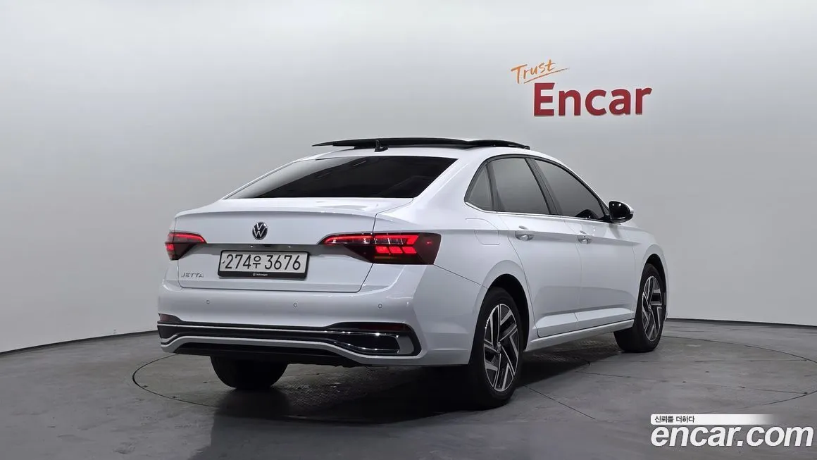 Volkswagen Jetta — фото 10