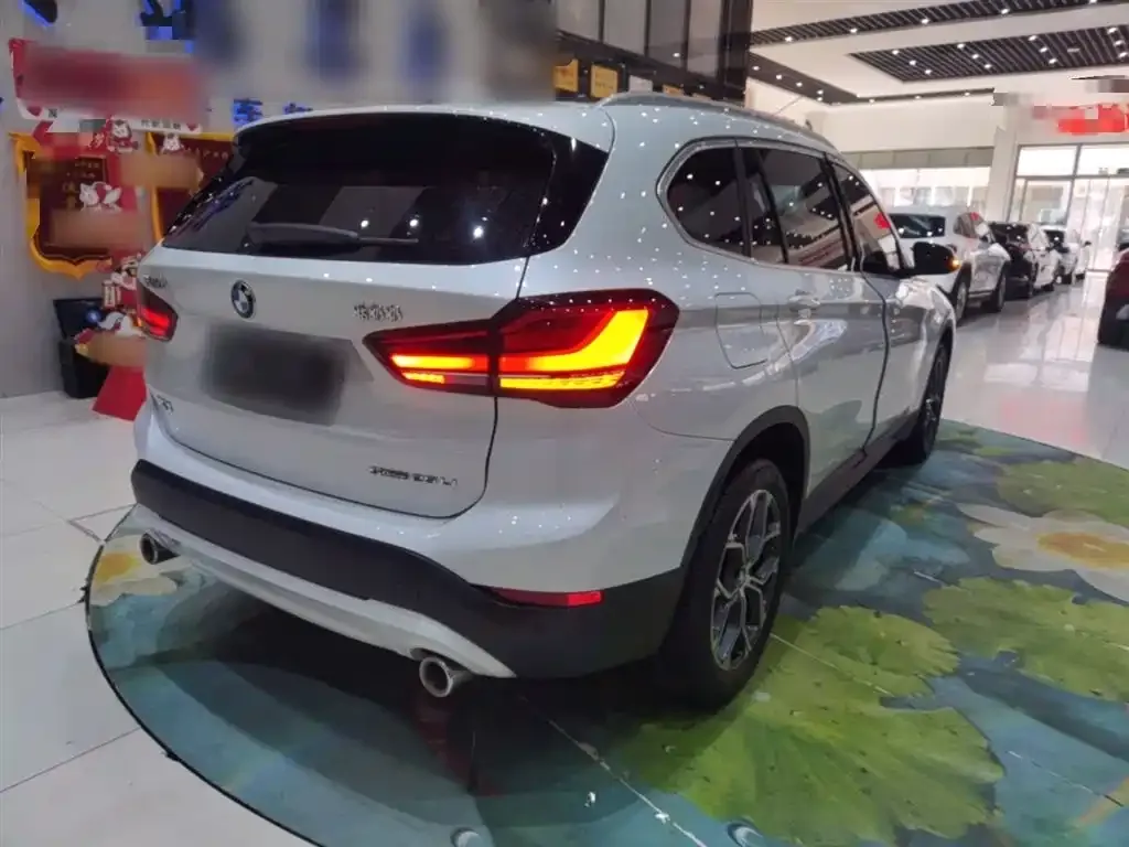 BMW X1 — фото 3