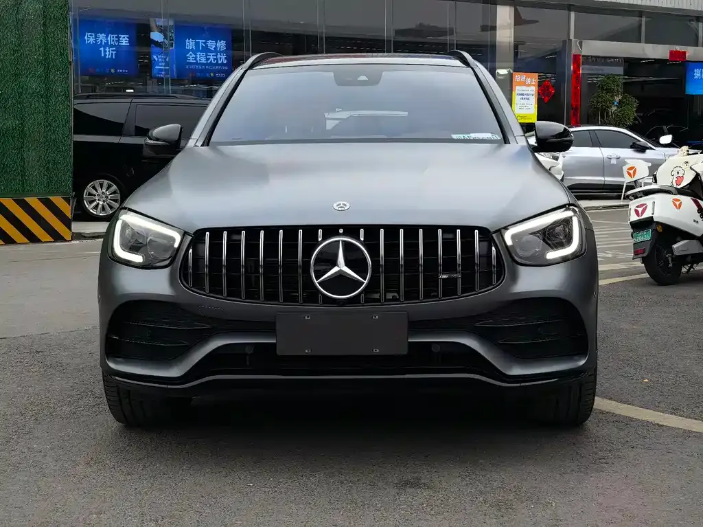 Mercedes-Benz GLC AMG — фото 1
