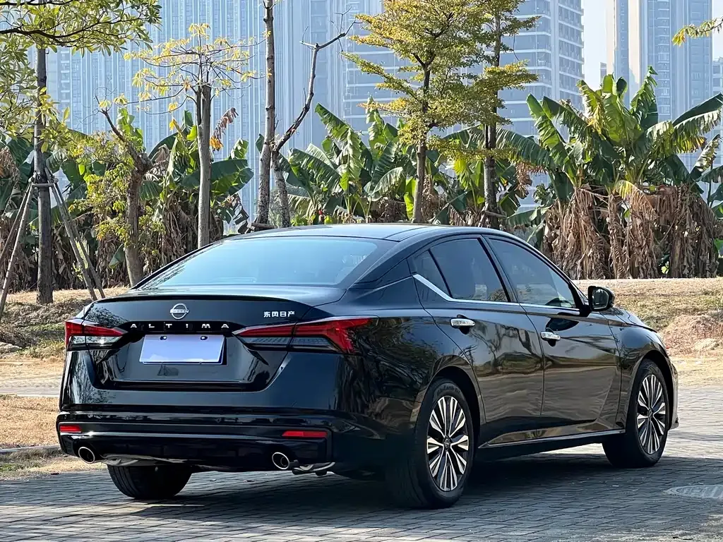 Nissan Teana — фото 7