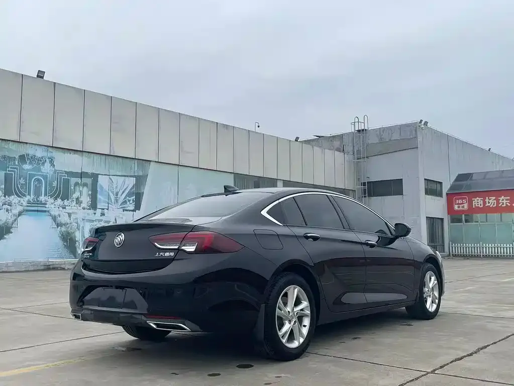 Buick Regal — фото 9