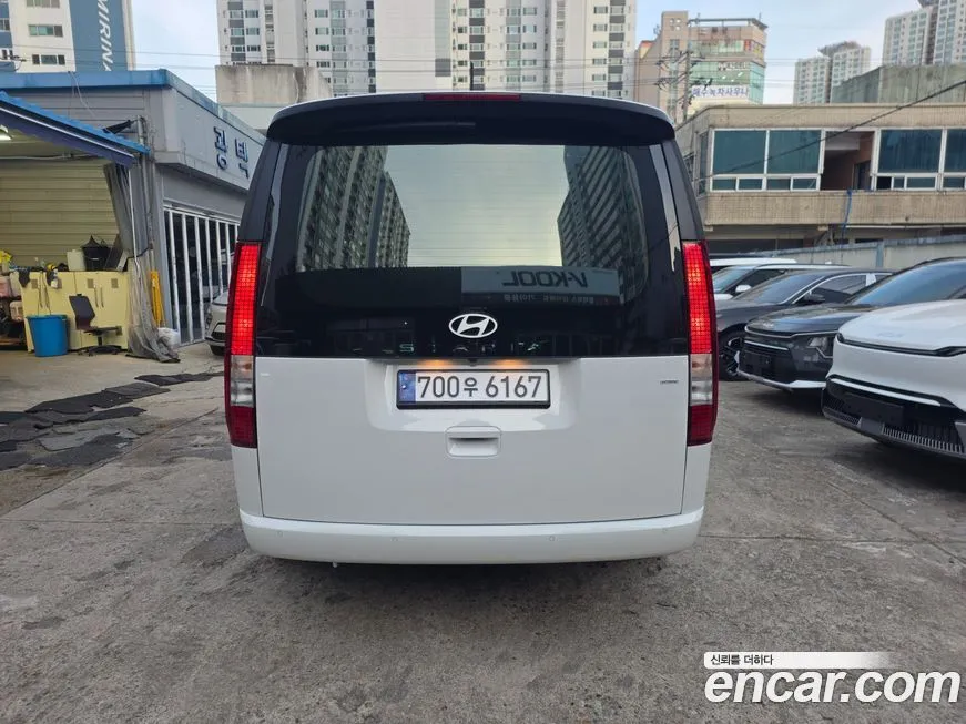 Hyundai Staria — фото 4