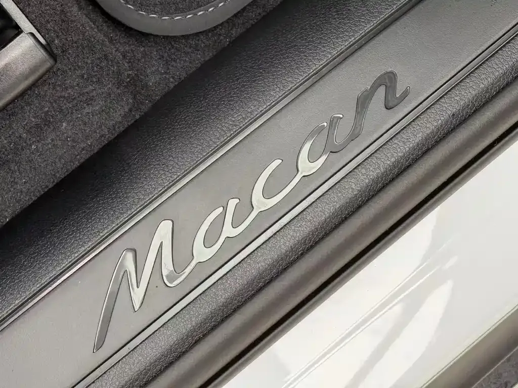 Porsche Macan — фото 9