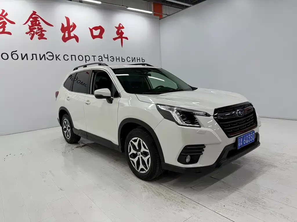 Subaru Forester — фото 4
