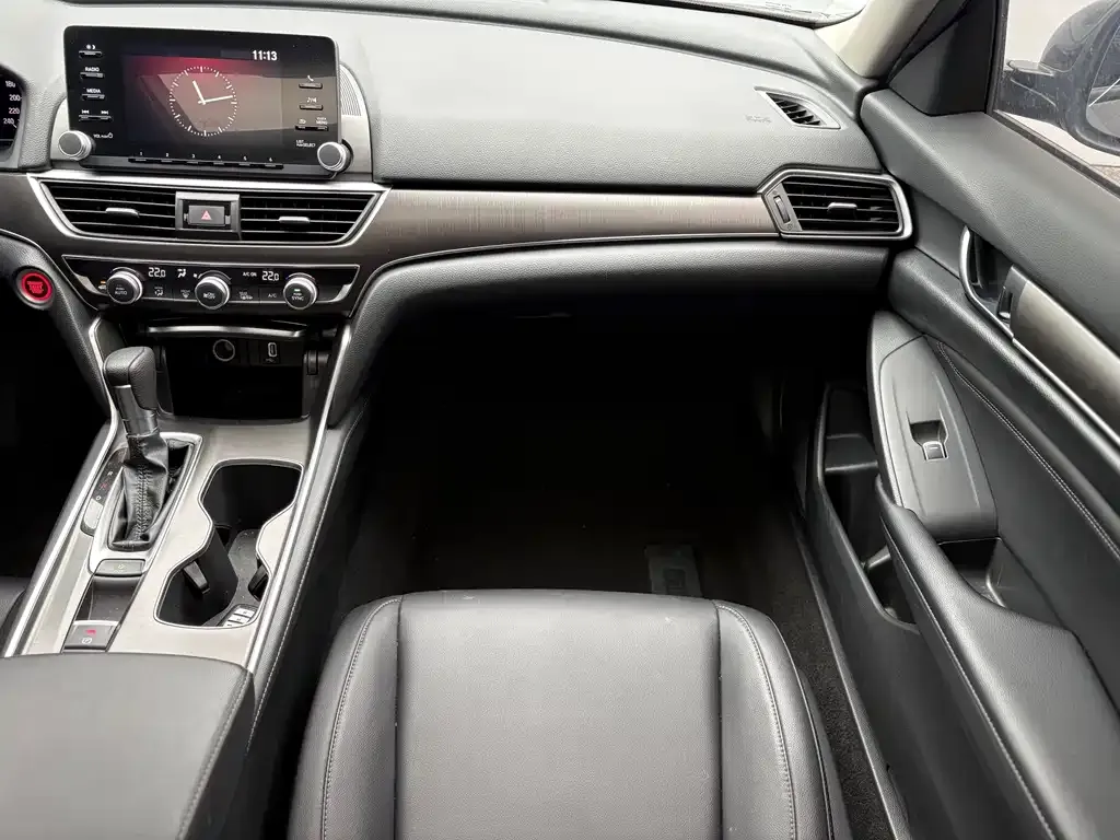 Honda Accord — фото 4