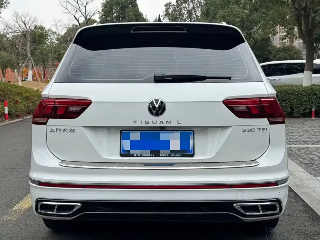 Volkswagen Tiguan L — фото 3