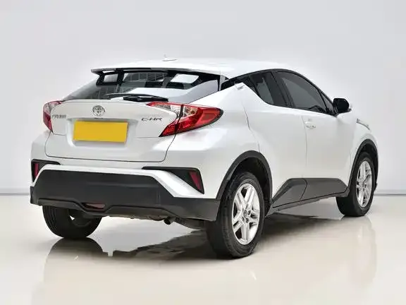 Toyota C-HR — фото 8