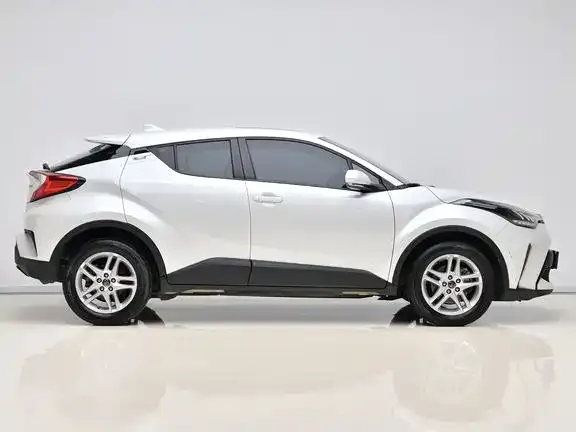 Toyota C-HR — фото 4