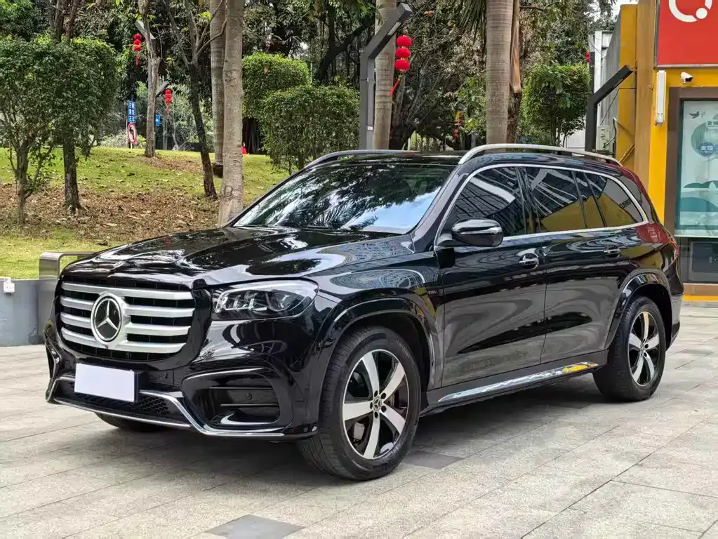 Mercedes-Benz GLS — фото 1