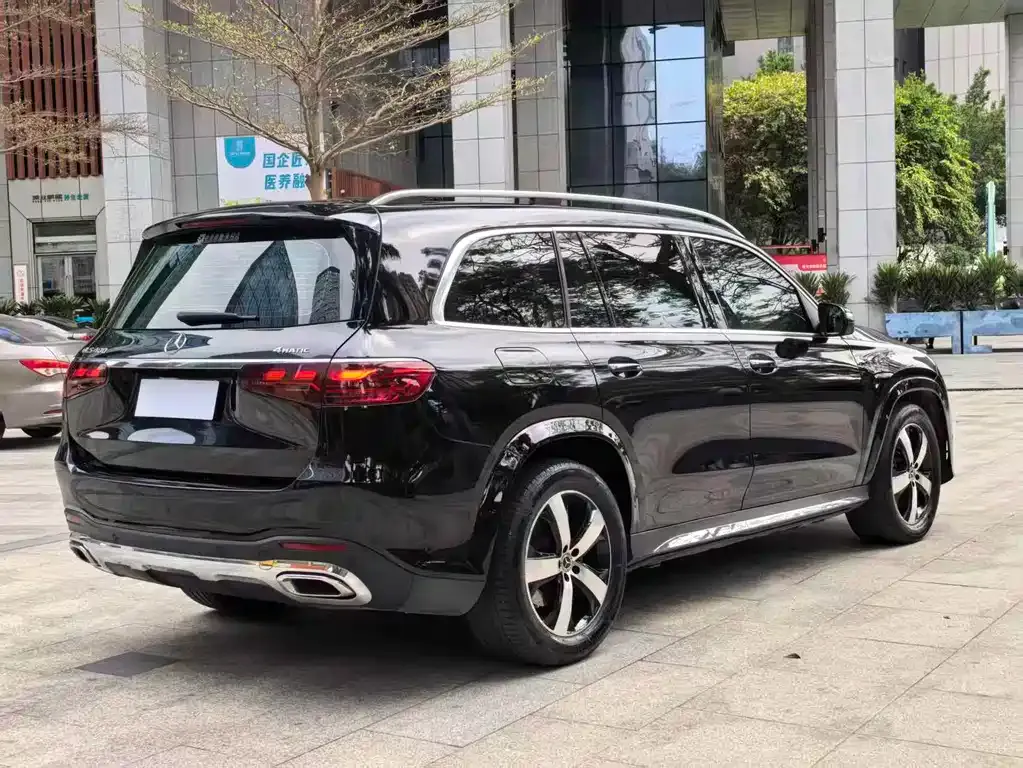 Mercedes-Benz GLS — фото 7