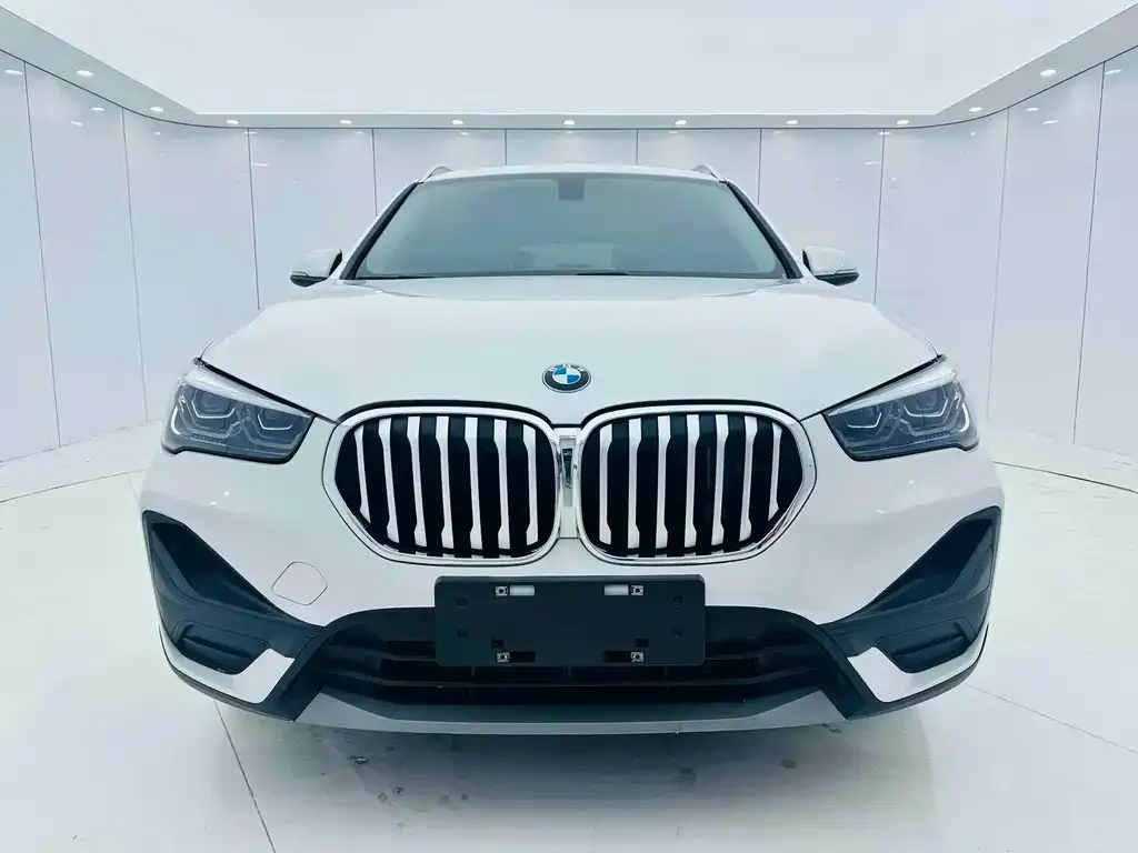 BMW X1 — фото 6