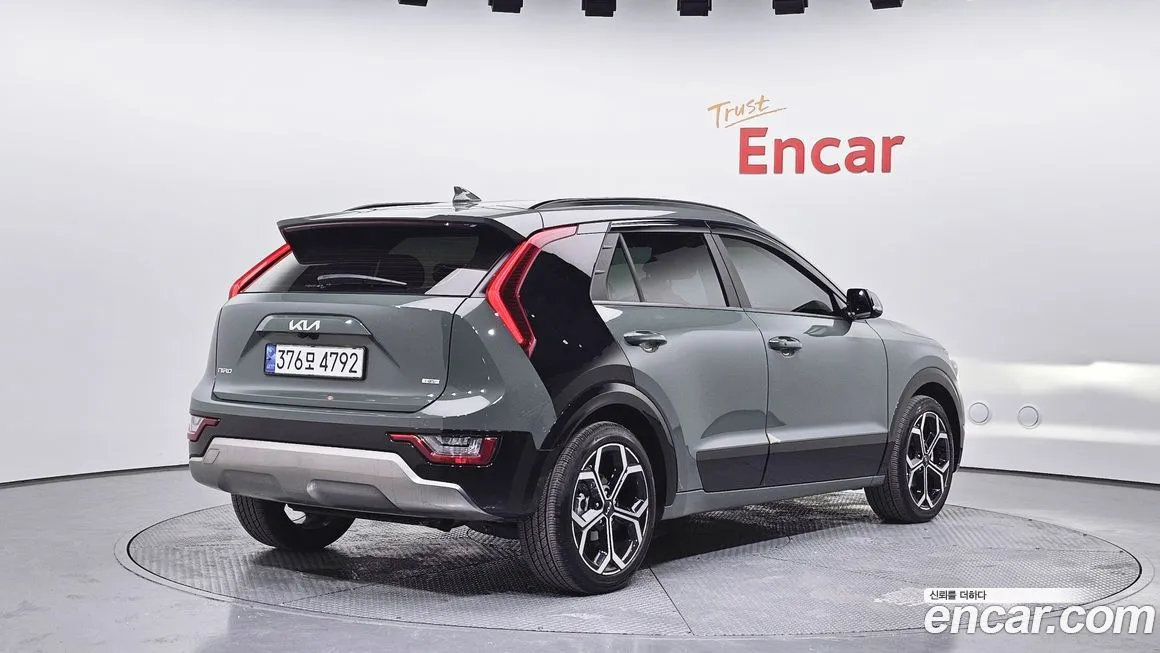Kia Niro — фото 4