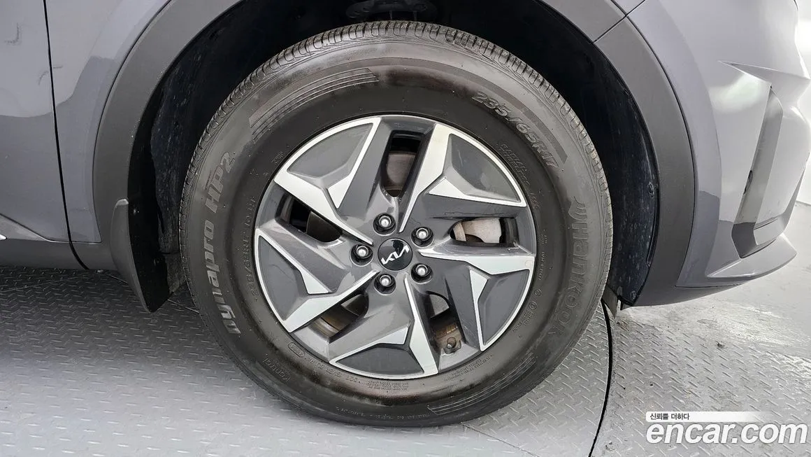 Kia Sorento — фото 5